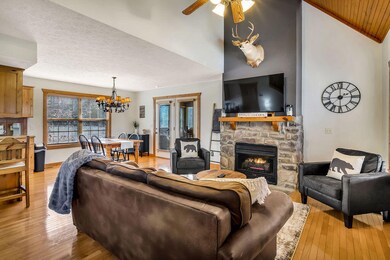 2) 63229-68d893613b860