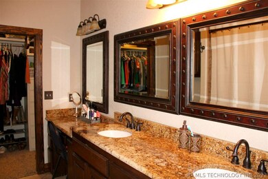 12096 Kolache Rd, Overbrook, OK 73453 - photo 6