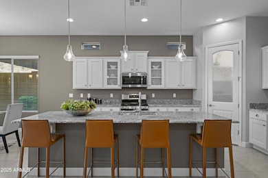 Kitchen breakfast bar