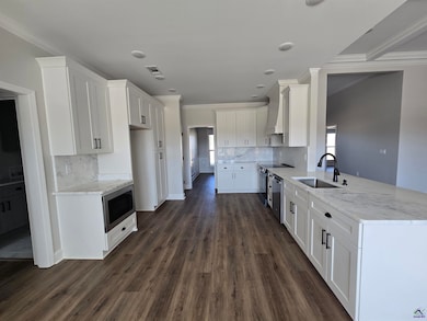 211 Serenity Ct, Byron, GA 31008 - photo 2