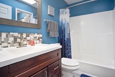 415 Crystal Lake Rd, Lake In the Hills, IL 60156 - photo 4