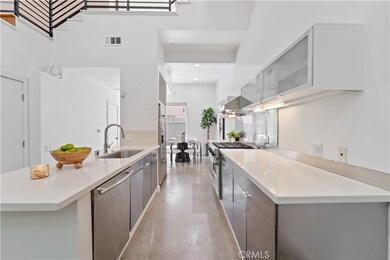 1040 N Curson Ave unit 3, West Hollywood, CA 90046 - photo 7