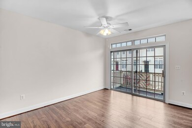 46359 Pryor Square unit 128, Sterling, VA 20165 - photo 3