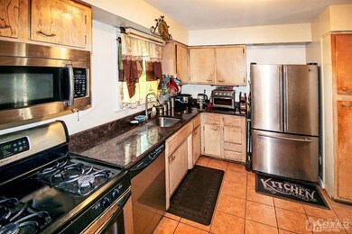 17 Starlit Dr, Middlesex, NJ 08846 - photo 4