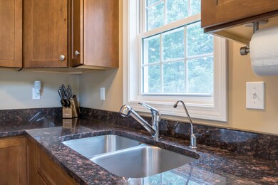 12-Kitchen (5 of 8)