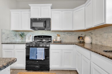 12852 Cruiser Ct, El Paso, TX 79928 - photo 6
