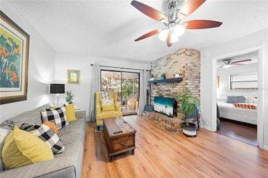 8 Wood St, Oviedo, FL 32765 - photo 4