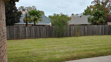 211 Crest Circle - 3