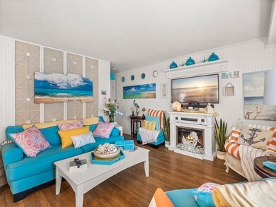 64 Tennis Plaza Rd unit 13, Dracut, MA 01826 - photo 4