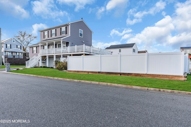 605 Spruce St, Union Beach, NJ 07735 - photo 4