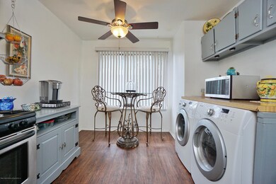 31 Azalea Ct unit 4, Staten Island, NY 10309 - photo 6