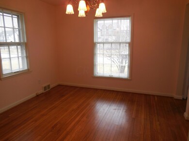Dining Rm