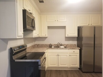 1240 Nixon Dr, Albany, GA 31705 - photo 6