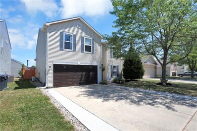 9474 W Quarter Moon Dr, Pendleton, IN 46064 - photo 3