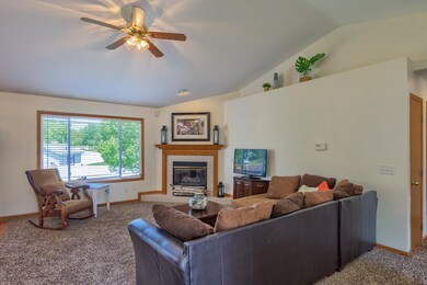 04 Living Room
