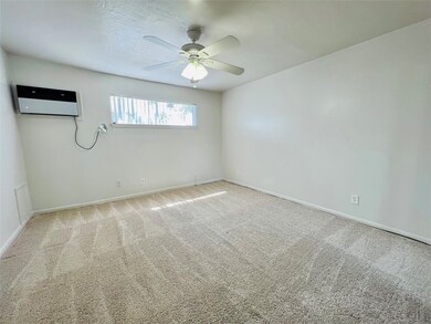 2408 Elmen St unit 6, Houston, TX 77019 - photo 6