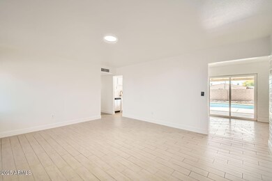 726 N 78th St - Web Quality - 007 - 07 L