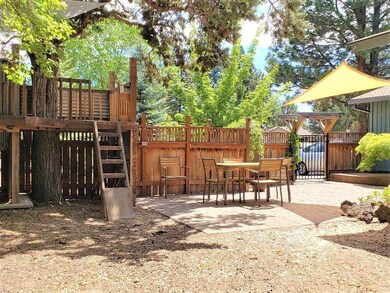 2849 NE Lotno Dr, Bend, OR 97701 - photo 7