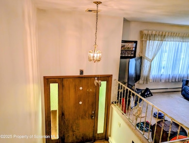 618 Shirley Ln, Dunmore, PA 18512 - photo 4