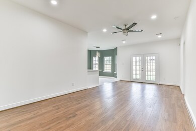 4813 Sunflower St, Houston, TX 77033 - photo 7