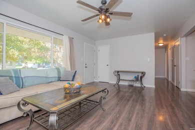 1316 Elk St, Mount Vernon, IN 47620 - photo 3