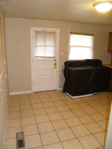 19001 Baker Ave, Country Club Hills, IL 60478 - photo 3