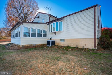 1 Granary Ct, Southampton, PA 18966 - photo 5