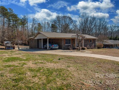630 Poplar Dr, Shelby, NC 28152 - photo 3