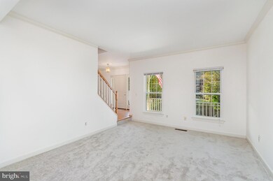 16033 Kings Mountain Rd, Woodbridge, VA 22191 - photo 3