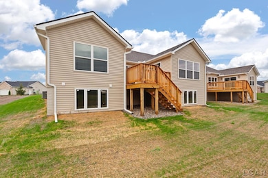 2821 Eunice Cir, Adrian, MI 49221 - photo 3