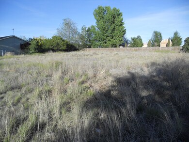 24325 N Cleveland St, Paulden, AZ 86334 - photo 2