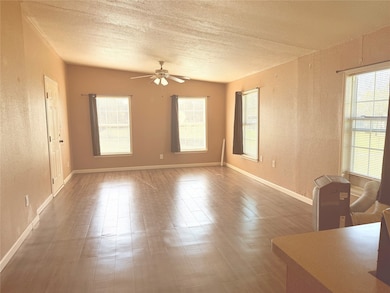 14005 Alles House St, Santa Fe, TX 77510 - photo 4