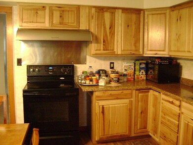 9 Clinton St, Potsdam, NY 13676 - photo 7