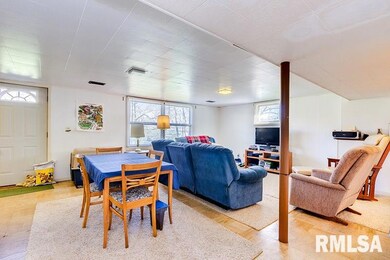 1740 Monterey Ct, Bettendorf, IA 52722 - photo 5