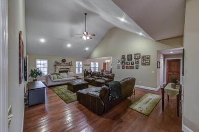 004_498 Lombardy full