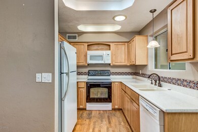 820 S Revolta Cir, Mesa, AZ 85208 - photo 4