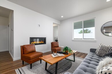 8365 S Updale Ave, Meridian, ID 83642 - photo 4