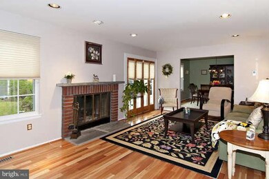 10905 Little Sparrow Place, Columbia, MD 21044 - photo 3