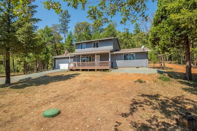 8797 W Evans Creek Rd, Rogue River, OR 97537 - photo 2