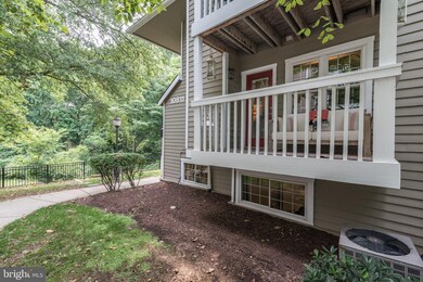 10811 Hampton Mill Terrace unit 100, Rockville, MD 20852 - photo 6