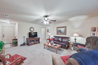 1002 Hidden Hills Dr, Corsicana, TX 75110 - photo 7