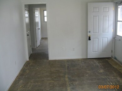 1010 18th St SW, Cedar Rapids, IA 52404 - photo 3