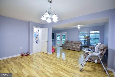 417 E 6th Ave, Ranson, WV 25438 - photo 7