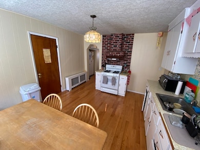 27 Cameron Ave unit 3, Cambridge, MA 02140 - photo 4
