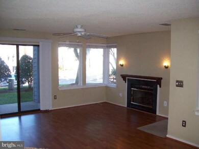 11730 Summerchase Cir unit C, Reston, VA 20194 - photo 3