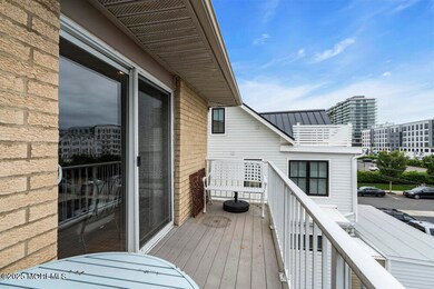 Balcony2