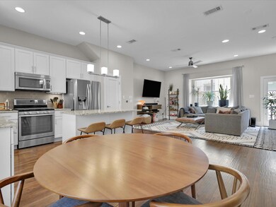 5814 Bryan Pkwy unit 20, Dallas, TX 75206 - photo 6