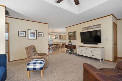 707 W Wasson St, Nixa, MO 65714 - photo 3