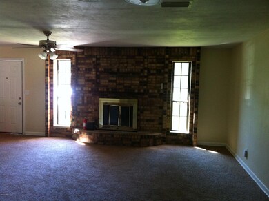 7153 Sans Souci Rd, Jacksonville, FL 32216 - photo 5