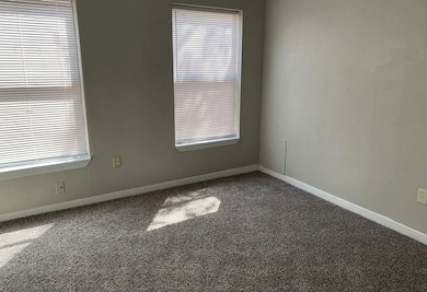 106 Waverly Dr unit D, Bryan, TX 77801 - photo 7